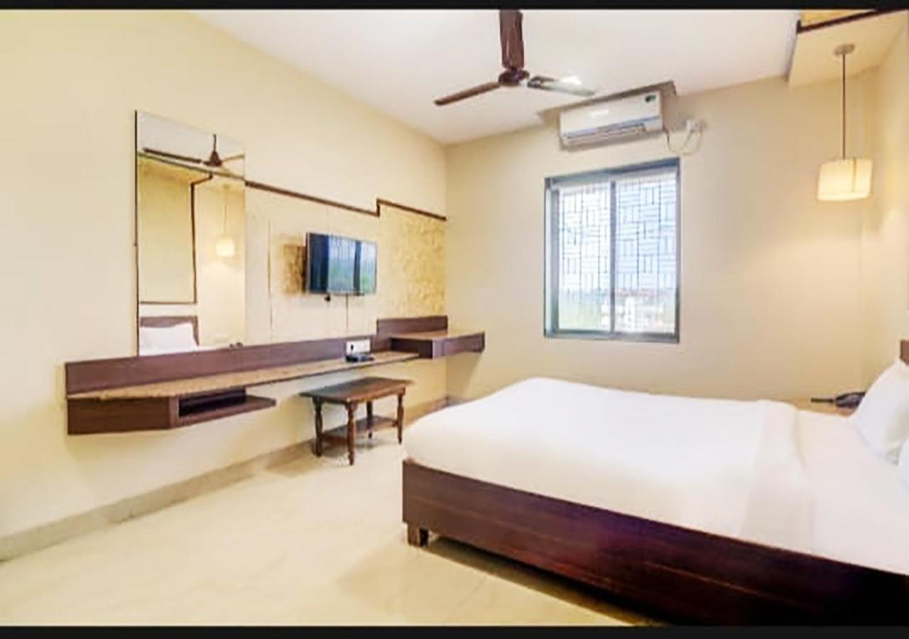 Hotel New Elite Inn - Near Midc Turbhe Navi Mumbai Kültér fotó
